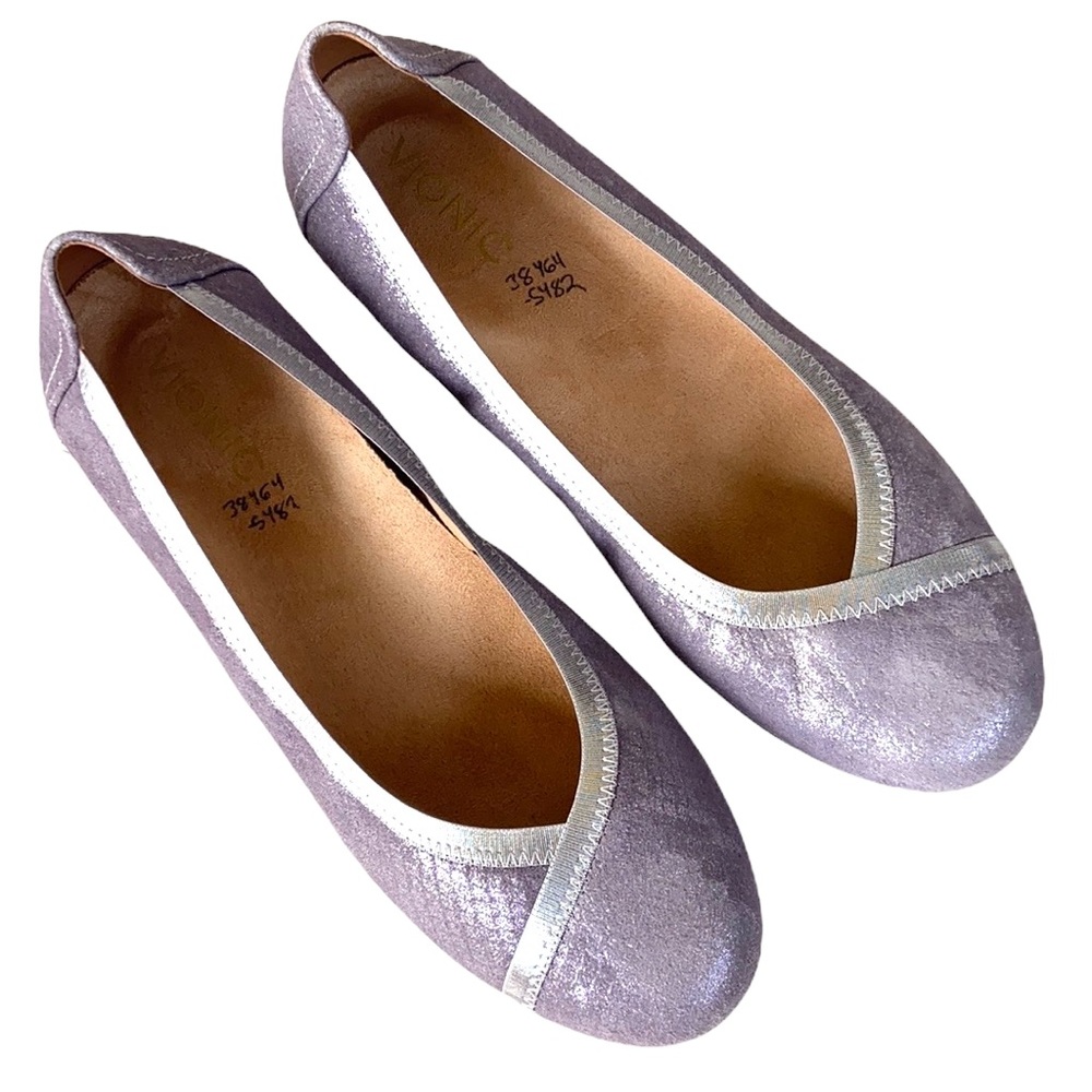 EUC Vionic leather flats